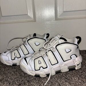 Nike White and Black Air Sneakers